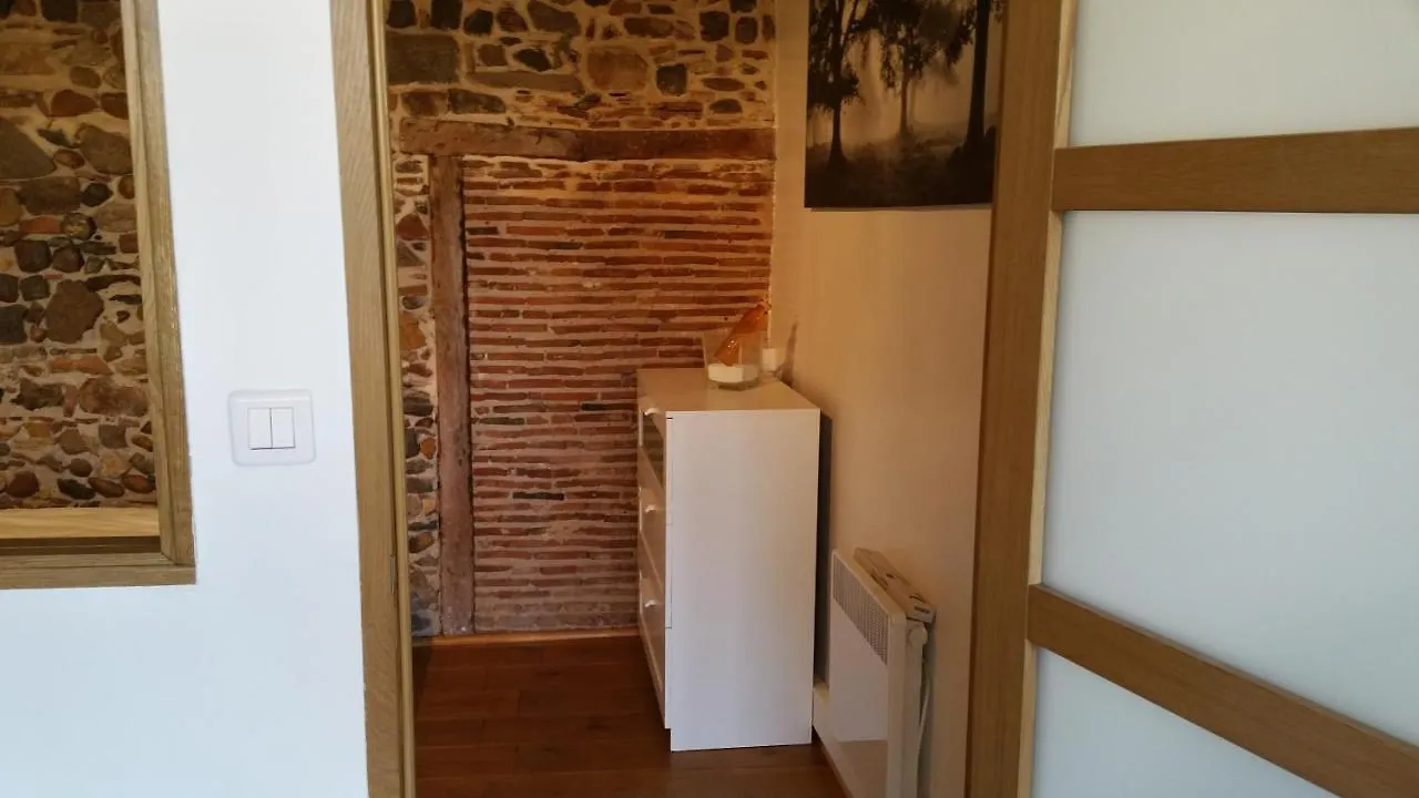La Loge Du Vieux Lyon Bed and Breakfast